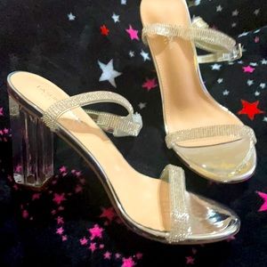 Rhinestone glass slipper 4 inches heels